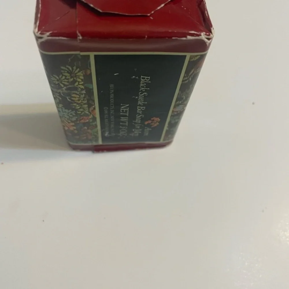 Avon black suede Bar soap for Men NEW 1981 hand soap bath body Sz 3oz